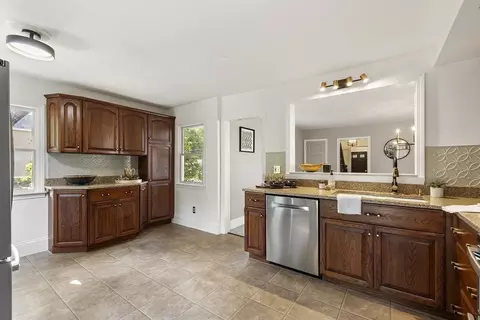 84 Ward St, Athol, MA 01331 photo 9