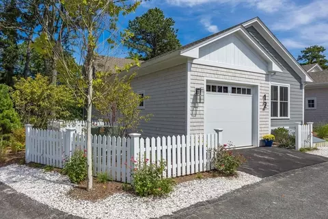 12 Birdsong, Plymouth, MA 02360