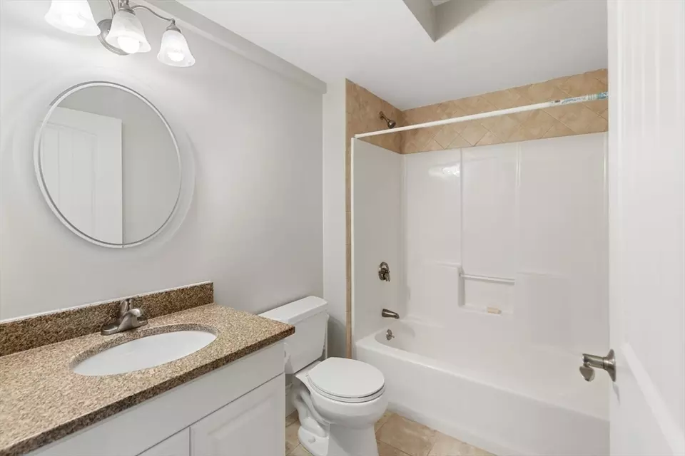 Bath - 12 Russell Rd #303, Wellesley, MA 02482 photo 3 of 3