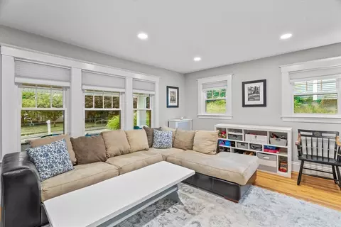 145 Beacon St, Framingham, MA 01701 photo 9