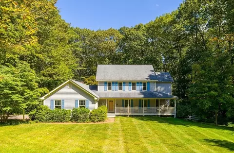 24 Stoneybrook Rd, Charlton, MA 01507
