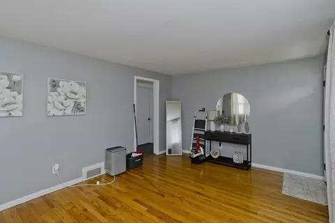 188 Gilbert Ave, Springfield, MA 01119 photo 7
