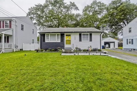 188 Gilbert Ave, Springfield, MA 01119