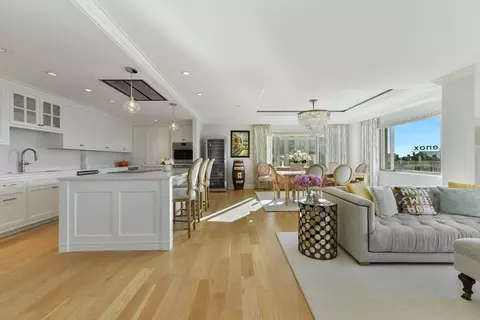 1 Huntington Ave #1202, Boston, MA 02116
