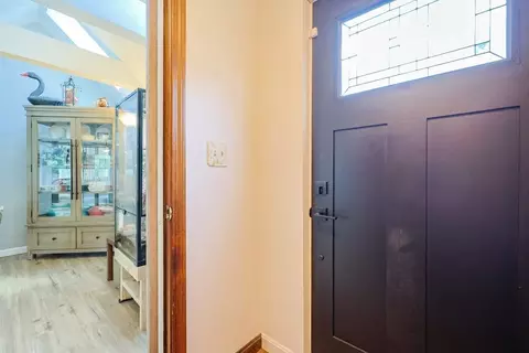 Entry Way - 1 Libra Ln, Townsend, MA 01469 photo 2 of 2