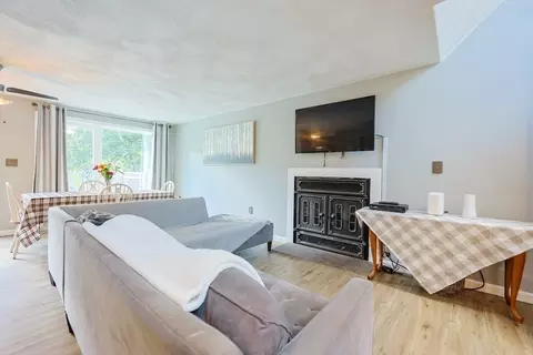 Living - 1 Libra Ln, Townsend, MA 01469 photo 1 of 1