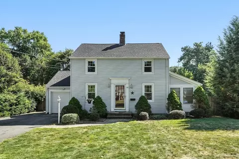 105 Meadowbrook Ave, West Springfield, MA 01089