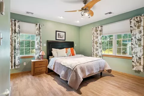 Bedroom - 5 Lee Way, Georgetown, MA 01833 photo 2 of 5