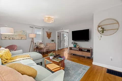 12 Wright St #1, Stoneham, MA 02180 photo 3