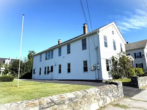 13 Oxford Ave, Dudley, MA 01571
