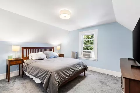 Bedroom - 12 Harold Ave, Gloucester, MA 01930 photo 2 of 4