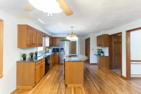 100 Ayer Rd, Harvard, MA 01451 photo 8