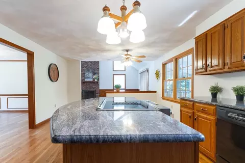 100 Ayer Rd, Harvard, MA 01451 photo 9