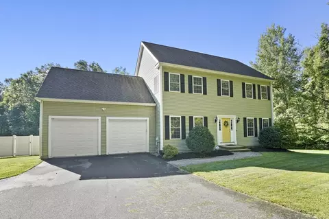 857 Oxford St S, Auburn, MA 01501