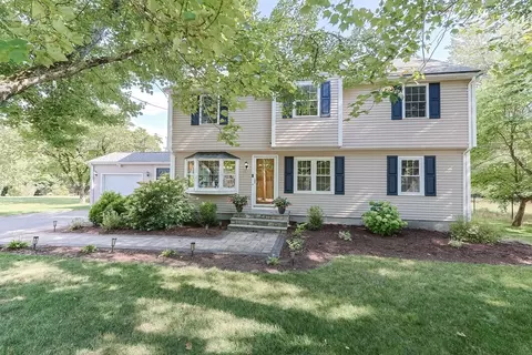 125 Steere St, Attleboro, MA 02703