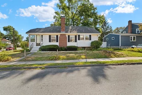 36 Boynton St, Waltham, MA 02453