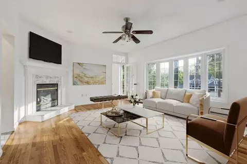 24 Bates St, Mendon, MA 01756 photo 4