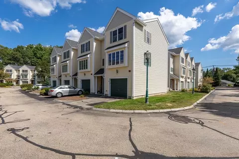 33 Groveland Commons Way #33, Groveland, MA 01834