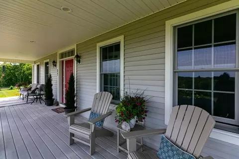 43 Southwick Rd, Sutton, MA 01590 photo 9