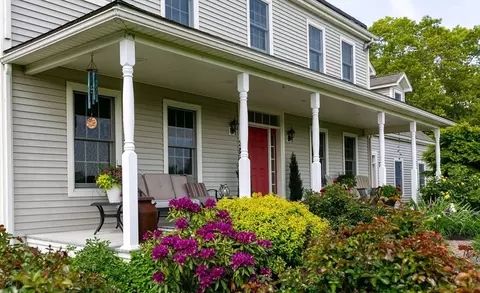 43 Southwick Rd, Sutton, MA 01590 photo 3
