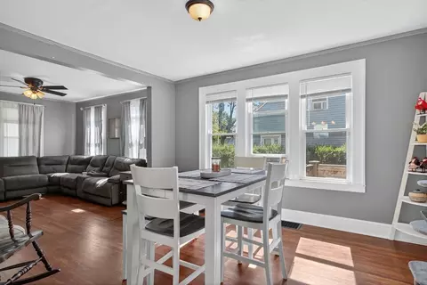 70 Eddy St, Springfield, MA 01104 photo 9