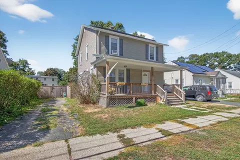 70 Eddy St, Springfield, MA 01104 photo 2