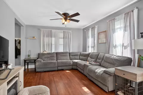 70 Eddy St, Springfield, MA 01104 photo 5