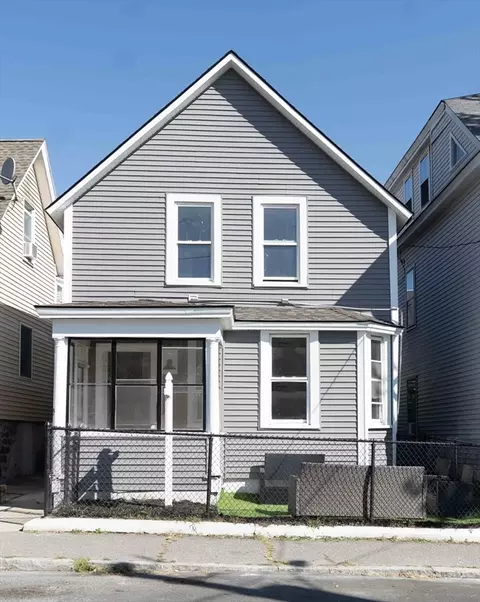19 Sheldon St, Lowell, MA 01851