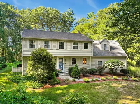7 Carl Rd, Walpole, MA 02081 photo 2