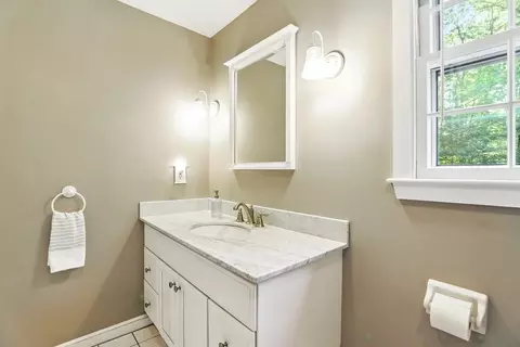 7 Carl Rd, Walpole, MA 02081 photo 27