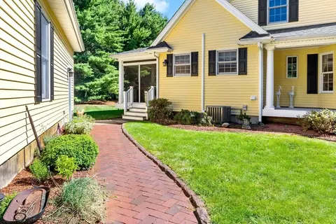 202 Brook St, Rehoboth, MA 02769 photo 4