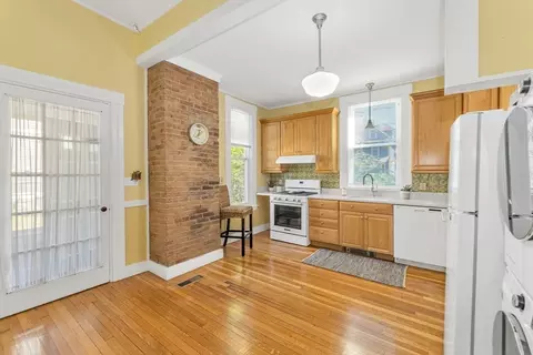 Kitchen - 3 Gorham Ave #5, Brookline, MA 02445 photo 1 of 2