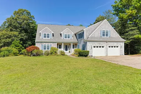 783 Santuit-newton, Cotuit, MA 02635 photo 2