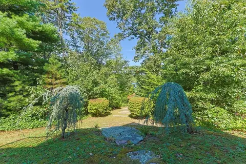 783 Santuit-newton, Cotuit, MA 02635 photo 39
