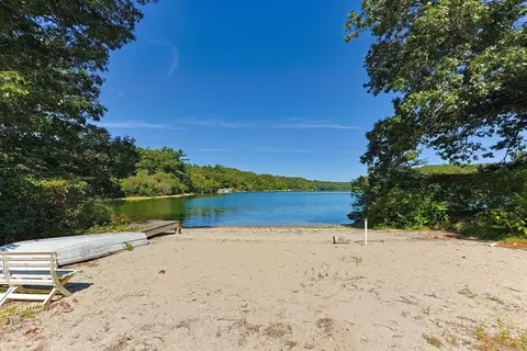 783 Santuit-newton, Cotuit, MA 02635 photo 41