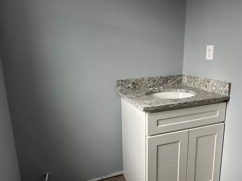 19-23 Pine Street Ct, Springfield, MA 01105 photo 27