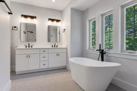 84 Hooppole Rd, Mashpee, MA 02649 photo 16