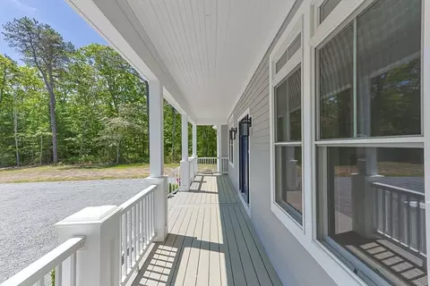 84 Hooppole Rd, Mashpee, MA 02649 photo 5