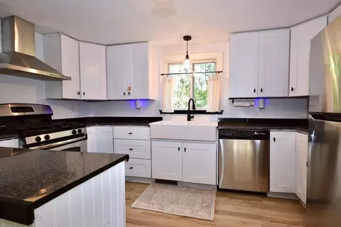 Kitchen - 296 Lincoln Rd, Barnstable, MA 02601 photo 2 of 3
