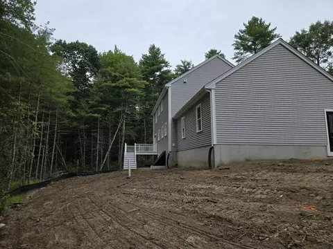 Exterior - 4 Bella Path, Middleboro, MA 02346 photo 8 of 10