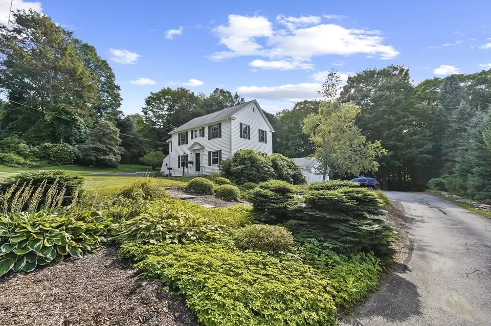 Exterior - 48 Appleton Rd, Auburn, MA 01501 photo 3 of 9