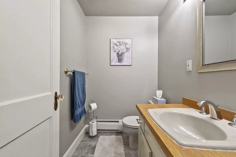 Bath - 48 Appleton Rd, Auburn, MA 01501 photo 1 of 3