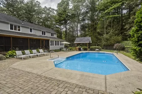 6 Ashley Cir, Easthampton, MA 01027 photo 34