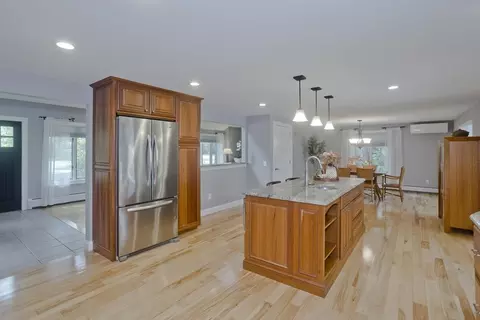 6 Ashley Cir, Easthampton, MA 01027 photo 7