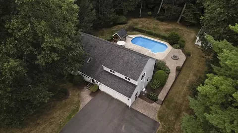 6 Ashley Cir, Easthampton, MA 01027 photo 41