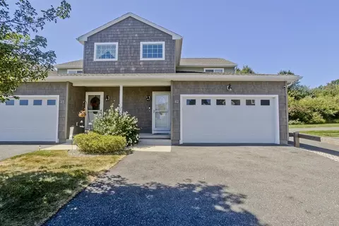 353 Fuller St #42, Ludlow, MA 01056