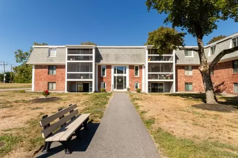 15 Foundry #E 7, Easton, MA 02375