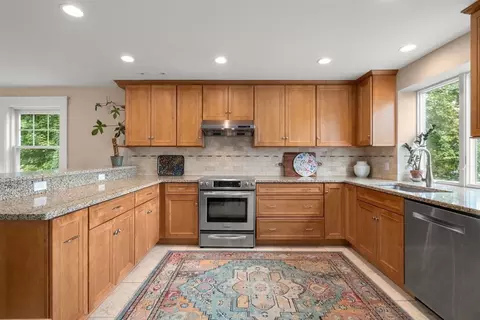 19 Main St, Dover, MA 02030 photo 4