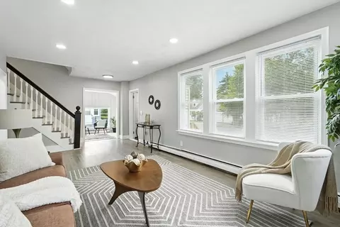77 Coleman St, Springfield, MA 01109 photo 3