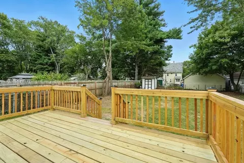 77 Coleman St, Springfield, MA 01109 photo 21